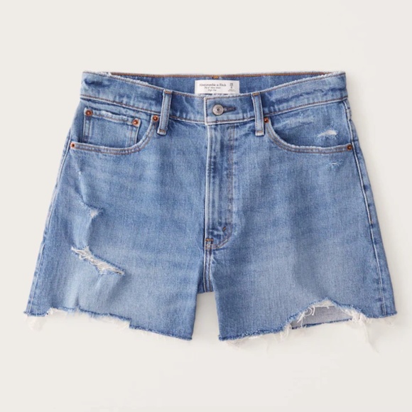 Abercrombie & Fitch Pants - curve love HR 4" mom short